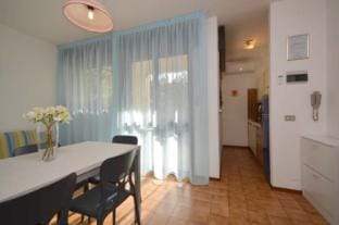 Charming apartment for 5 people in a modern building by Beahost Rentals Apartment in Bibione