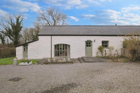 Foxes Walk - Rural Views Rustic Charm Vacation rental in Wales