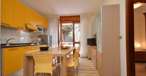 Elegant flat for 7 guests in a seafront building with lift by Beahost Rentals Apartment in Bibione