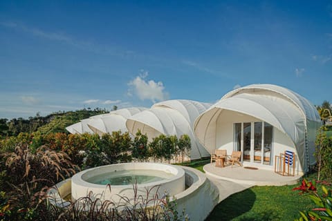 Onion Hill Glamping Managed By Manara Hotel in Karangasem Regency