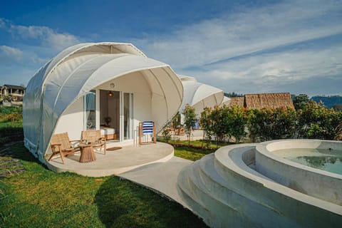 Onion Hill Glamping Managed By Manara Hotel in Karangasem Regency