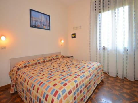 Beautiful renewed villa with fenced garden and fireplace by Beahost Rentals Hotel in Bibione