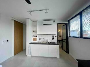 The Drupadi Apartments Studio Gordy Apartment in Kuta