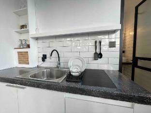 The Drupadi Apartments Studio Gordy Apartment in Kuta