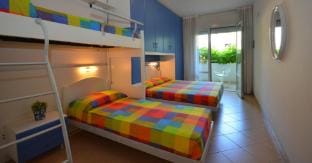 Seaside modern flat in an elegant residence with swimming pool Apartment in Friuli-Venezia Giulia