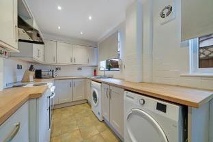 Stylish Stay ♥ Near Anfield Stadium & City Vacation rental in Liverpool