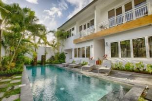 DeCasa Seminyak Apartment in Kuta