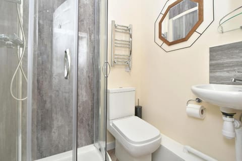 Townhouse @ Alton Street Crewe Bed and Breakfast in Crewe