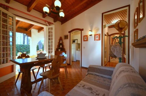 Rustic elegant villa in green surroundings Hotel in Bibione