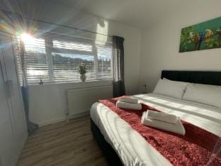 Inviting Urban Retreat in Bristol Apartment in Bristol