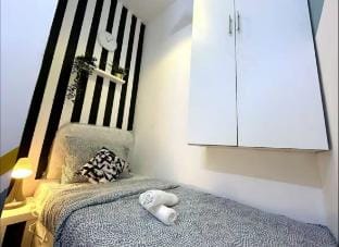 Cozy Corner Partition Room Near Burjuman Metro Villa in Dubai