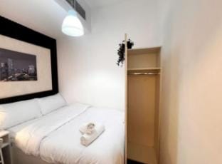 Dual Partition Room In Tecom Near Metro Villa in Dubai