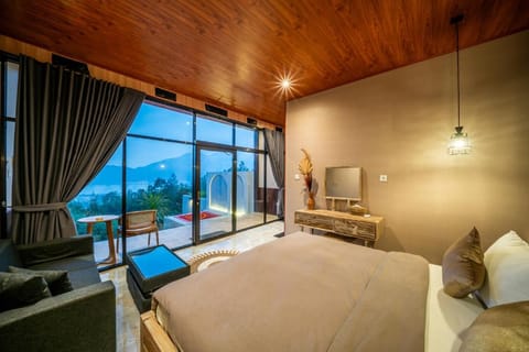 The Jungle Sunrise Private Room & Jacuzzi Bed and Breakfast in Karangasem Regency