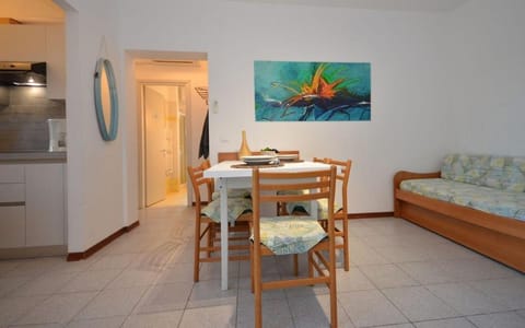 Fully equipped flat in a pinewood area with swimming pool Apartment in Lignano Sabbiadoro