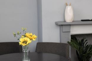 Fully Furnished, 64+ Amenities, Free Parking Vacation rental in Nottingham