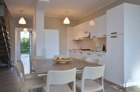 Elegant and modern villa in a peaceful settings Hotel in Lignano Sabbiadoro