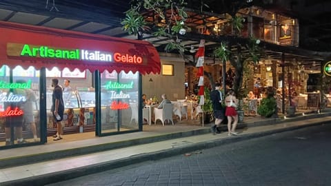 Hotel Sari Bunga Legian Kuta Bali Hotel in Kuta