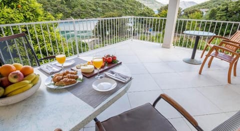 Apartment Karla - Two-Bedroom Apartment with Sea View Apartment in Dubrovnik-Neretva County