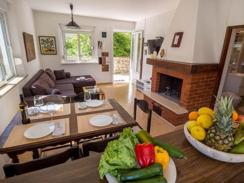 Apartment Karla - Two-Bedroom Apartment with Sea View Apartment in Dubrovnik-Neretva County