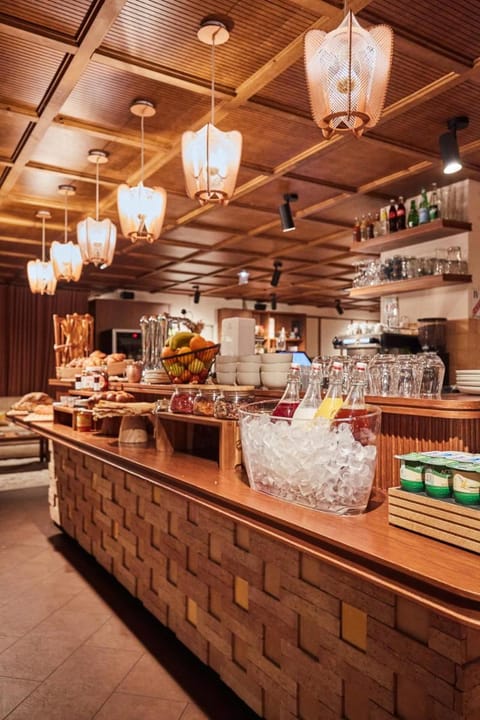 Appart'hôtel - Paris Levallois Maurice Ravel Apartment hotel in Levallois-Perret