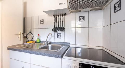 Apartment in Wehlen with Garden, BBQ, Fireplace, Bicycles Apartment in Graach an der Mosel