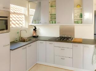 Beautiful apartment in Oud-Beijerland Vacation rental in South Holland (province)