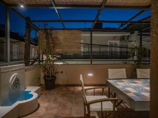 Elegant City Apartment - 250m from Solomos Square Apartment in Zakynthos