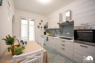 La Casa di Johnny - App. Leo Apartment in Salo