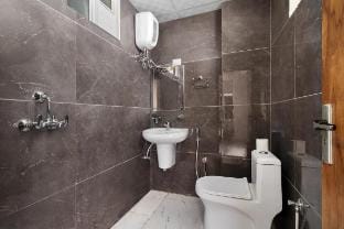 Aaj Golden Stay 3BHK Apartment in Jaipur