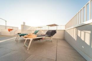 Prestigious apartment with jacuzzi tub and panoramic seaview Apartment in Lignano Sabbiadoro