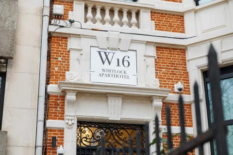 Whitlock16 - Luxe Aparthotel - Brussels Hotel in Brussels