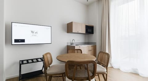 Whitlock16 - Luxe Aparthotel - Brussels Hotel in Brussels