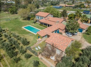 Hartland Country House Vacation rental in Western Cape