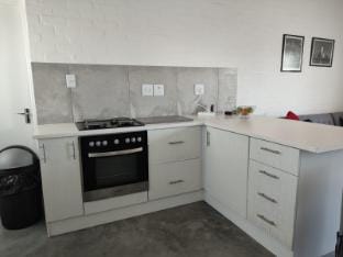 R&R Cottage Vacation rental in Western Cape