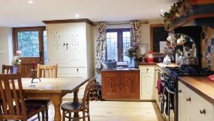 Charming Cottage in a Beautiful Dorset Village Vacation rental in North Dorset District