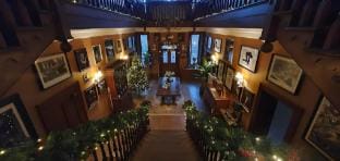 Cader suite at PenYcoed Hall incl Luxury Hot Tub Apartment in Dolgellau