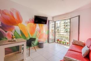 Luxury Sea View Studio – Steps from Monaco Vacation rental in Roquebrune-Cap-Martin