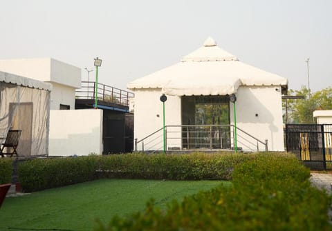 Chandraprabha Signature Resort Jaipur Hotel in Jaipur