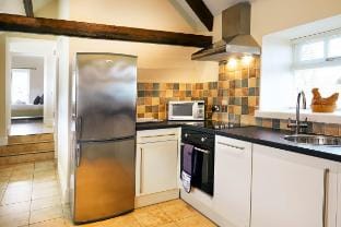 Bramble Barn - Private Sauna and Hot Tub Vacation rental in Filey