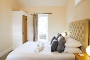 Bramble Barn - Private Sauna and Hot Tub Vacation rental in Filey