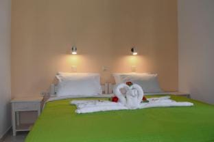 Litinas Apt with pool& balcony with side pool view Apartment in Agia Marina