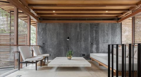 Rumah Amadangi Kedungu Hotel in Kediri