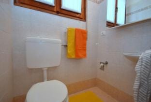 Modern comfort in a spacious setting by Beahost Rentals Apartment in Bibione