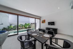 Rumah Stabia Villa with Ping Pong Table and Pool Villa in North Kuta