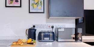 Crossley Flat #6 - Great Location - Free Parkiing Apartment in England