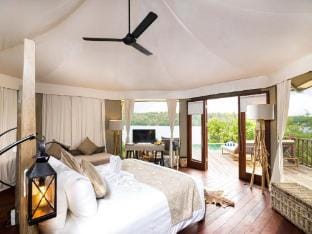 Oceanfront Serenity|1BR Hideaway with Beach Access Vacation rental in Bali