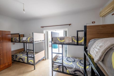 Brothers Of The World Hostel Apartment in Ksamil