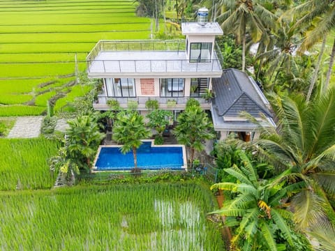 Puri Kembang Ayu Private Villa Hotel in Payangan