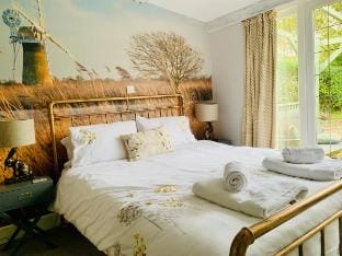 Pet-friendly Norfolk Broads 1 bd, 2 bath annex Vacation rental in Broadland District