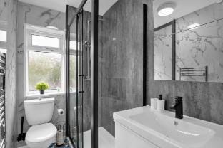 Close 2 City Centre|Free Parking|2 Bath|EV Charger Vacation rental in Oldbury